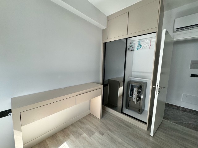 2+1 luxury flat for sale in Kyrenia center, furnishings optional!!!