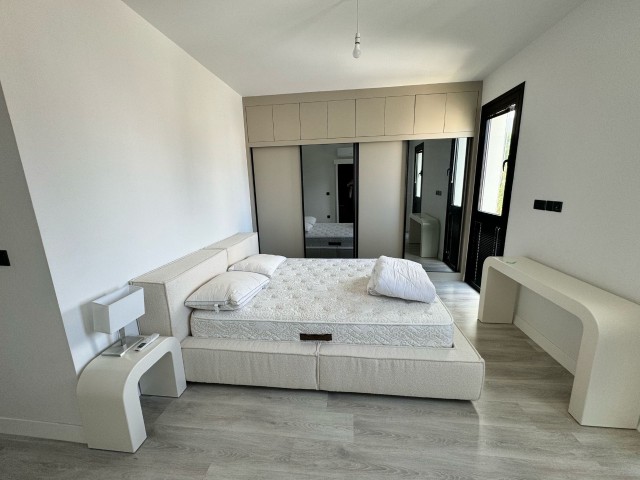 2+1 Luxuswohnung zum Verkauf im Zentrum von Kyrenia, Einrichtung optional!!!