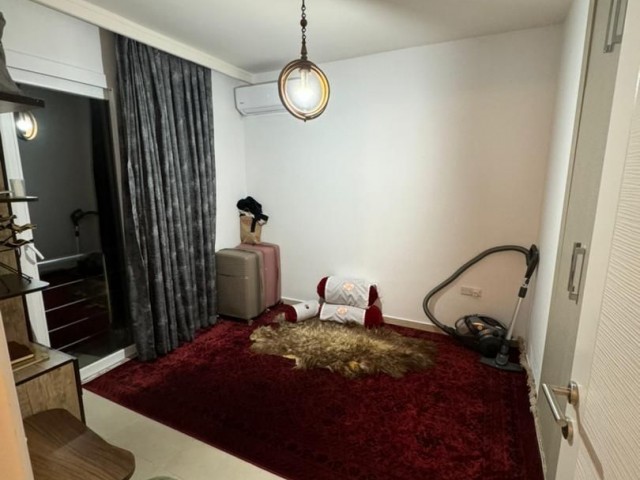 2+1 FLAT FOR SALE IN KYRENIA CENTER, 5 MINUTES TO THE BAZAAR