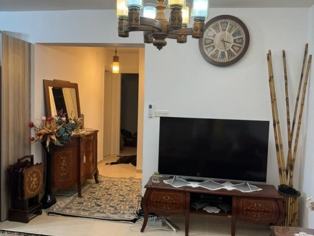 2+1 FLAT FOR SALE IN KYRENIA CENTER, 5 MINUTES TO THE BAZAAR