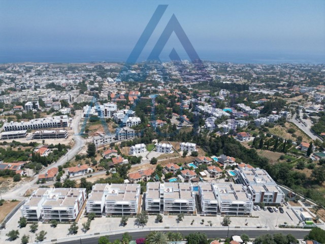 Penthouse in a 2+1 complex with pool for sale in Alsancak