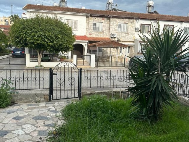 DETACHED HOUSE CLOSE TO THE UNIVERSITY