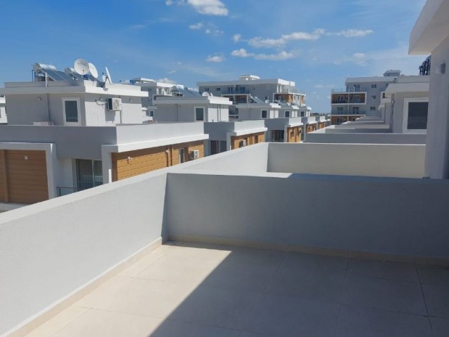 2+1 duplex villa for rent in Royal Sun Elite Site