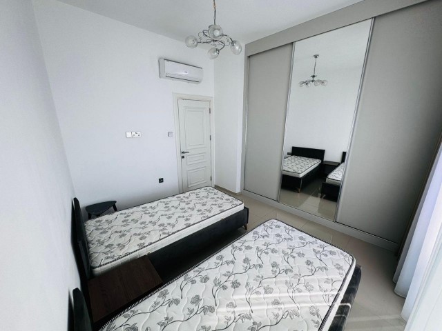 Kyrenia Center, Luxuswohnung zu vermieten 2+1 900 STG / +905338202346