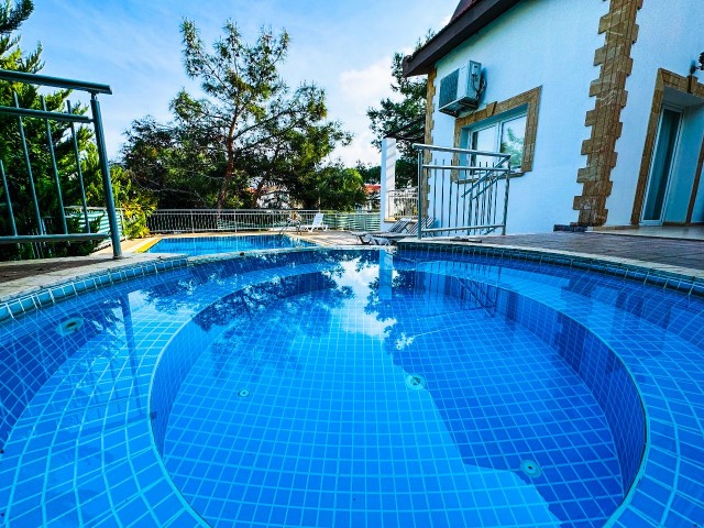 Kyrenia Çatalköy, 4+1 and 5+1 Villas for Daily Rental 160 STG / +905338202346