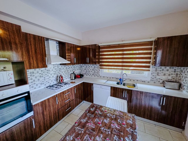 Kyrenia Çatalköy, 4+1 und 5+1 Villen zur Tagesmiete 160 STG / +905338202346