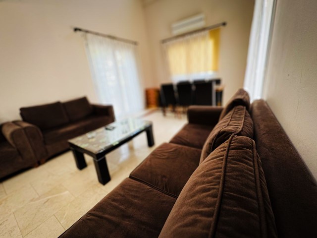 Kyrenia Çatalköy, 4+1 und 5+1 Villen zur Tagesmiete 160 STG / +905338202346