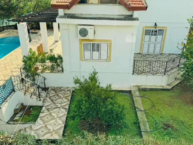 Kyrenia Çatalköy, 4+1 and 5+1 Villas for Daily Rental 160 STG / +905338202346