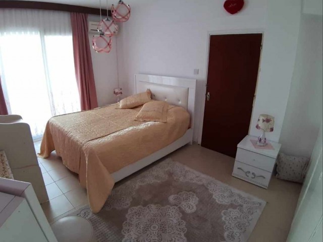 3+1 furnished flat for rent in Kyrenia center