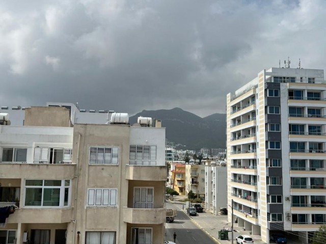 Girne Merkez, Kaşgar Full Eşyalı 2+1 Satılık Daire, 180.000 STG / +905338202346