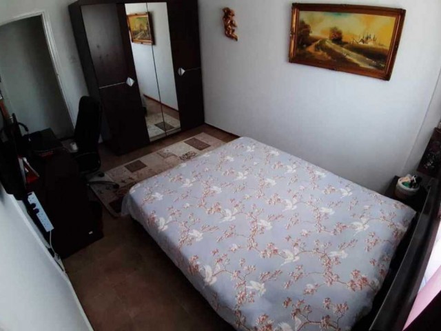 Kyrenia Zentrum, 3+1 möblierte Wohnung zu verkaufen £126.000 / +90 533 864 20 03