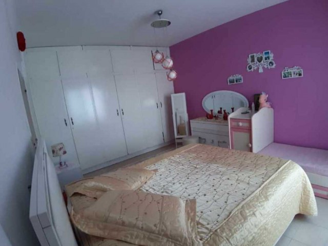 Girne merkez, Satılık 3+1 eşyalı daire 126.000£ / +905338202346