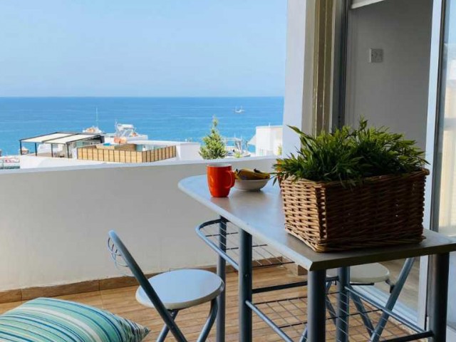 Flat To Rent in Aşağı Girne, Kyrenia