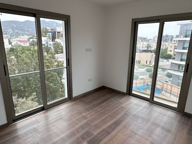 Kyrenia Karakum, 5. Etage 2+1 Neue Wohnung zum Verkauf 155.000 STG / +905338202346