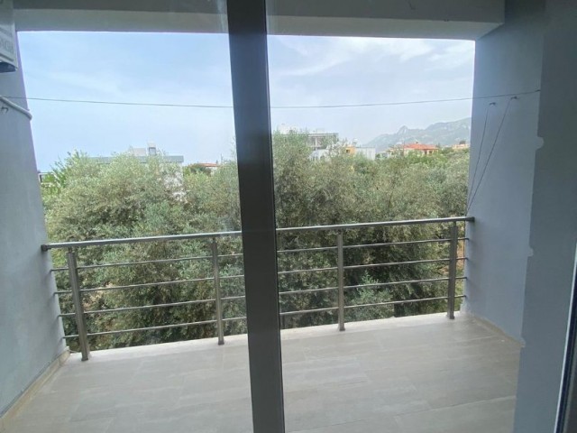 Kyrenia Center, 3+1 Flat for Rent 750 STG / +905338202346