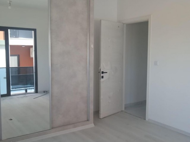 Nicosia Küçük Kaymaklı, 2+1 Flat For Sale 100.000 STG / +905338202346