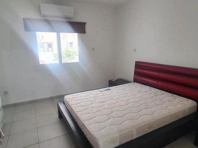 Nikosia, Küçükkaymaklı 2+1 Wohnung zu vermieten mit monatlicher Zahlung 450 STG/ +905338202346