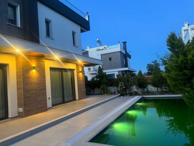 Kyrenia, Çatalköy 3+1 Luxury Villa for Rent 3.000 STG / +905338202346