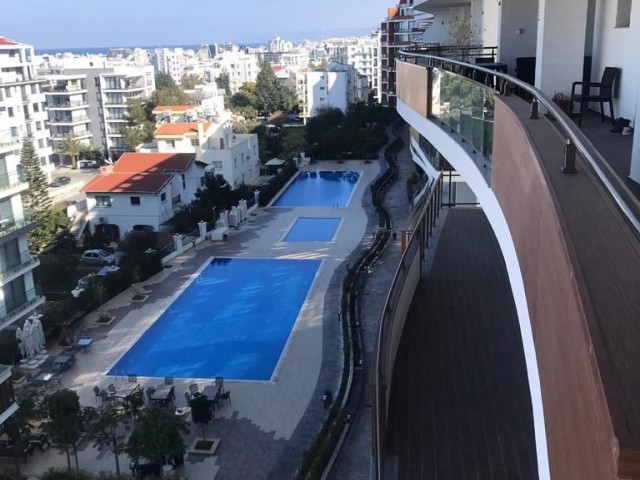 Girne Merkez, Satılık Daire 3+1 265.000 STG / +905338202346