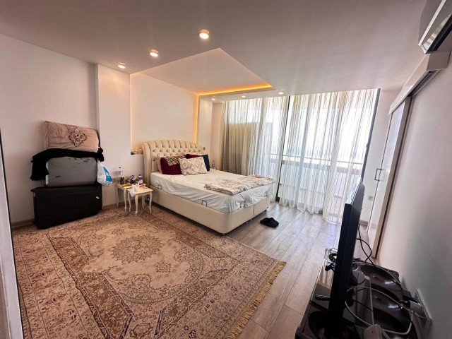 Investment Opportunity Not to be Missed in Kyrenia Center!! 4+1 Furnished Flat 395.000 STG