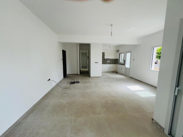Kyrenia Alsancak, 3+1 Wohnung zu verkaufen / +905338202346