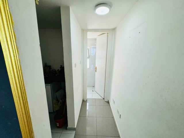 Girne Ozaköy, Ana Cadde Üzeri, Loft Dükkan 700 STG / +905338202346