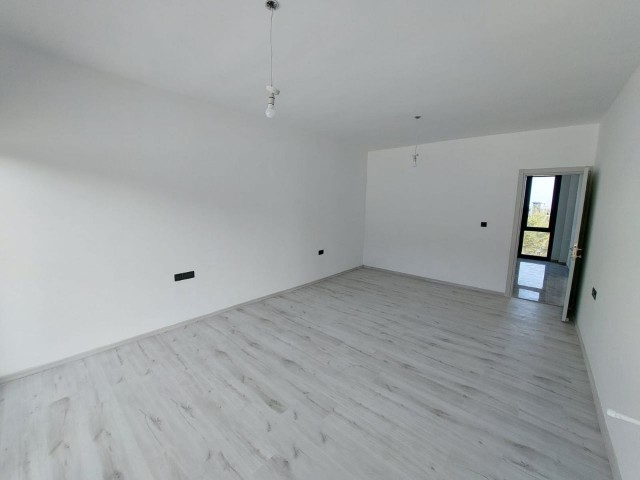 Kyrenia Çatalköy, Triplex 4+2 for Sale 375.000 STG / +905338202346