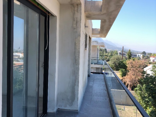 Ozanköy Bölgesinde Satılık 4+1 Lüks Villa 600.000 STG / +905338202346