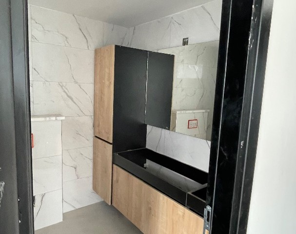 Ozanköy Bölgesinde Satılık 4+1 Lüks Villa 600.000 STG / +905338202346