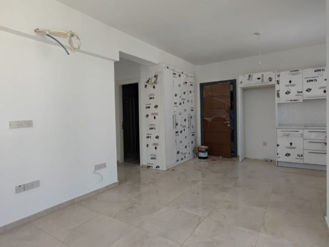 Eine unumgängliche Gelegenheit in Kyrenia Alsancak 1+1 Wohnung mit Gemeinschaftspool 88.000 STG / +905338202346