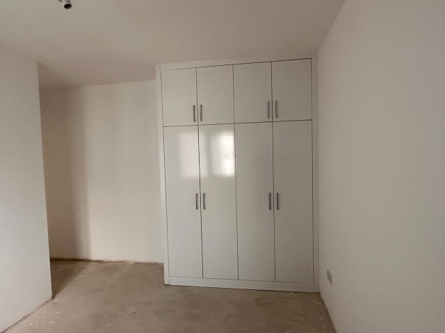 Eine unumgängliche Gelegenheit an einem Luxusstandort in Kyrenia Alsancak 1+1 Wohnung 68.000 STG / +905338202346