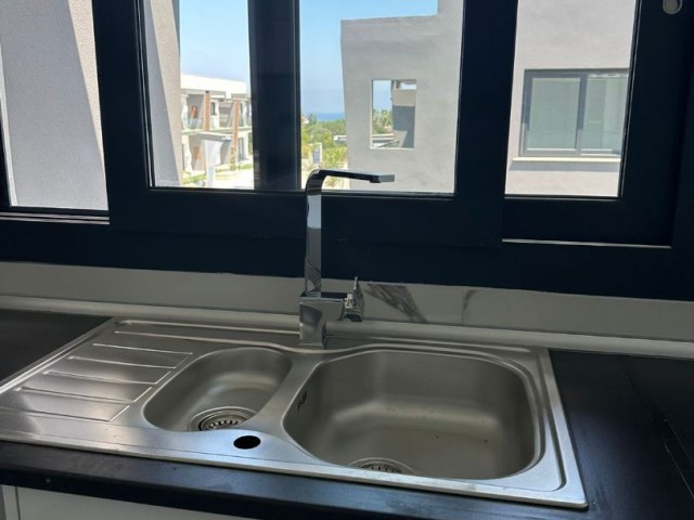 Eine unumgängliche Gelegenheit in Kyrenia Alsancak Luxuriöse 1+1-Wohnung mit Gemeinschaftspool 119.800 STG / +905338202346