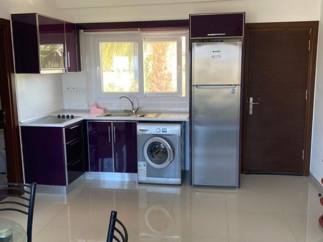 Eine unumgängliche Gelegenheit in der Region Kyrenia Lapta 1+1 Wohnung mit Whirlpool 62.200 STG / +905338202346