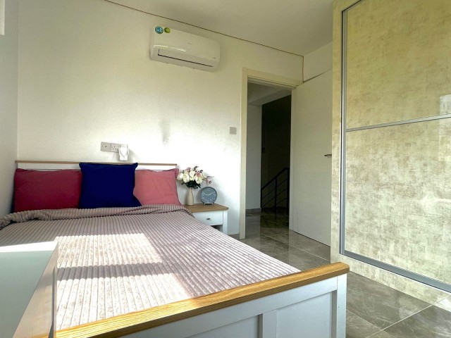 Eine unumgängliche Gelegenheit in Kyrenia Alsancak 4+1 Duplex-Wohnung 173.500 STG / +905338202346