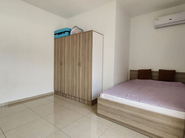 Eine unumgängliche Gelegenheit in der Region Kyrenia Lapta 2+1 Wohnung mit Gemeinschaftspool 90.000 STG / +905338202346