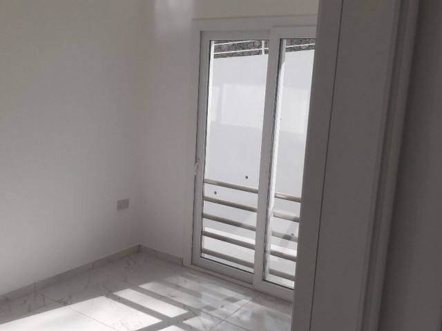 Eine unumgängliche Gelegenheit in der Region Kyrenia Lapta 2+1 Wohnung 95.500 STG / +905338202346