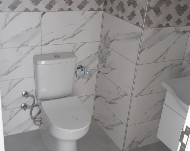 Eine unumgängliche Gelegenheit in der Region Kyrenia Lapta 2+1 Wohnung 95.500 STG / +905338202346