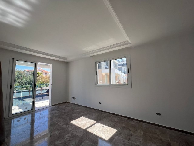 Girne Karşıyaka Bölgesinde Kaçırılmayacak Fırsat Ortak Havuzlu 2+1 Daire 122.700 STG / +905338202346