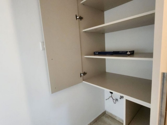 Geräumige 3+2-Maisonette-Wohnung im Zentrum von Kyrenia 260.000 STG / +905338202346