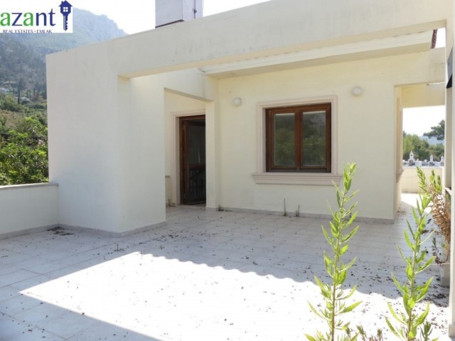 4 BEDROOM VILLA IN KARMI