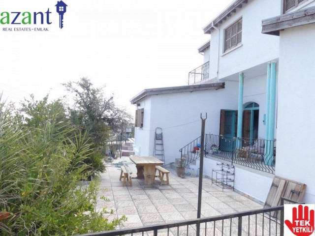 2 BEDROOM VILLAGE HOUSE IN KARSIYAKA