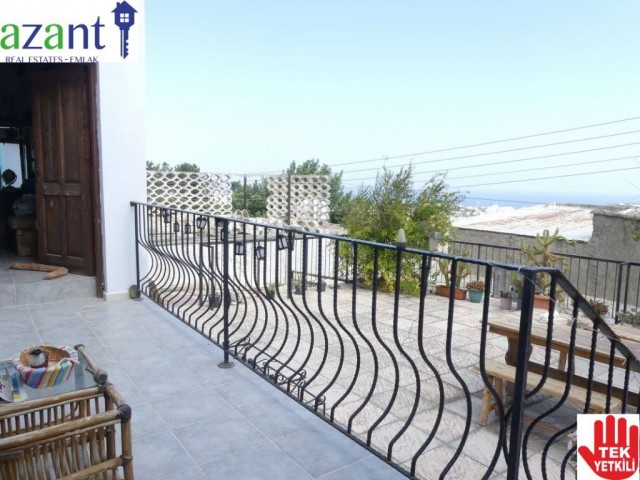 2 BEDROOM VILLAGE HOUSE IN KARSIYAKA