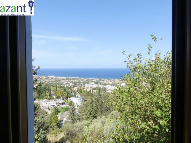 2-stöckiges Einfamilienhaus mit herrlicher Aussicht ** 