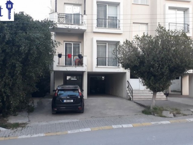 تخت برای فروش in Girne Merkez, گیرنه