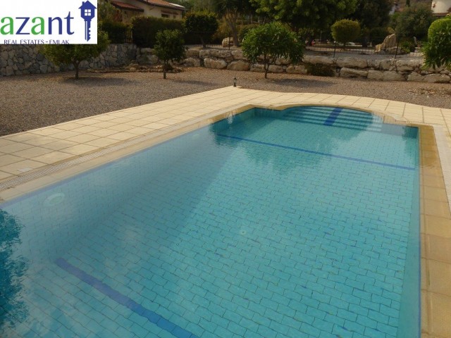 3 Bed Villa with Pool in Kayalar