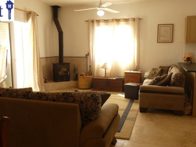 3 BEDROOM BUNGALOW WITH ROOF TERRACE AND SWIMMING POOL IN KARSIYAKA.