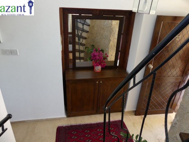 FOR RENT, LUXURY 3 BEDROOM, STONEHOUSE WITH POOL IN KARSIYAKA.