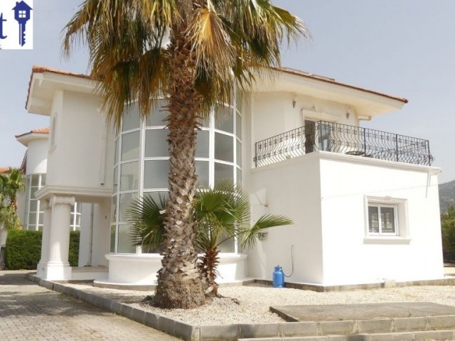 3 BEDROOM VILLA WITH POOL IN LAPTA