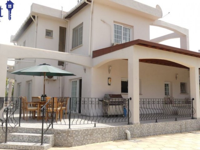 PEACEFUL VILLA WITH SWIMMING POOL IN ALSANCAK