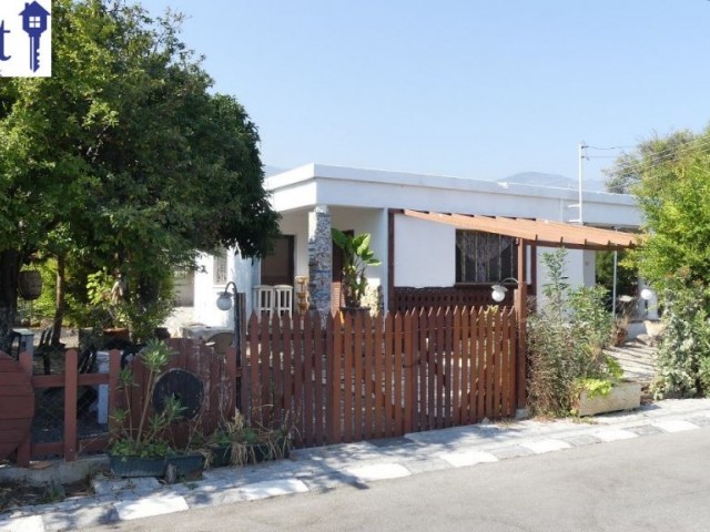 FOR RENT. 3 BEDROOM, TRADITIONAL CYPRIOT BUNGALOW IN ALSANCAK